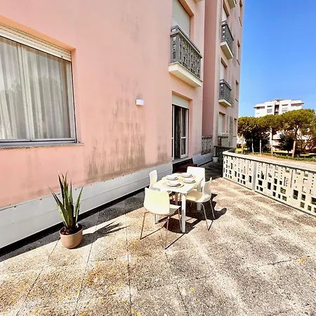 Apartment Trilo Andrea Nel Verde, Vicino Al Mare, Con Piscina, Aria Condizionata E Posto Auto